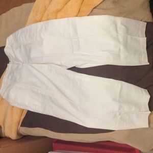 Womens Capri pants